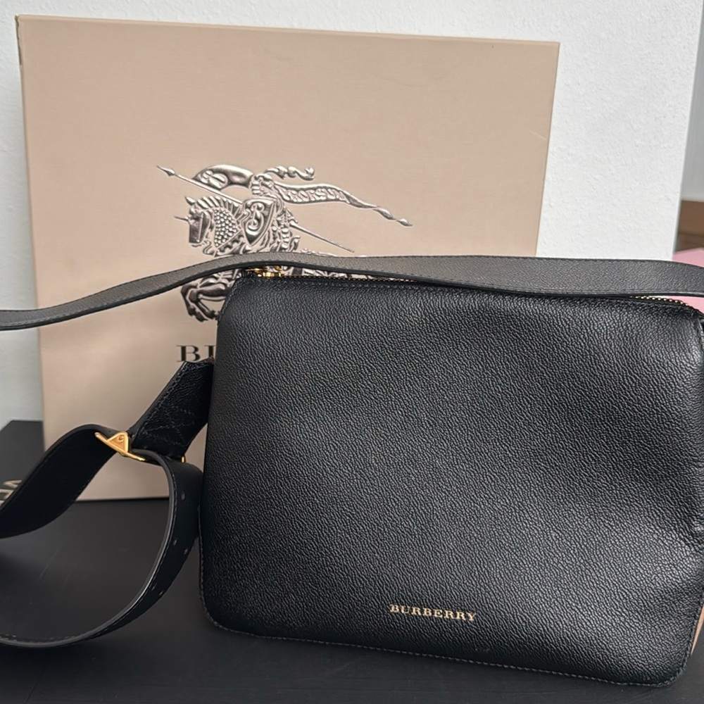Burberry crossbody bag